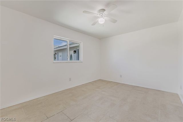 16599 Davis RD, Fort Myers, FL 33908