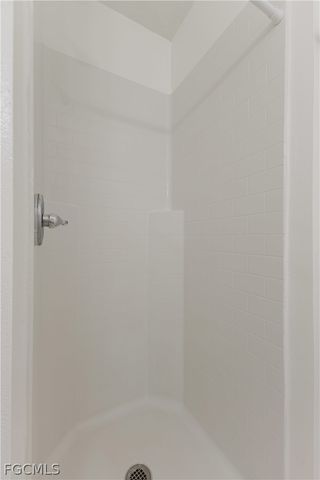 16599 Davis RD, Fort Myers, FL 33908