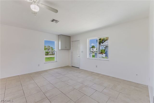 16599 Davis RD, Fort Myers, FL 33908