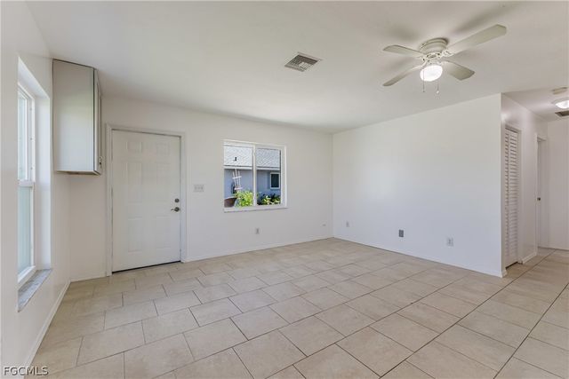 16599 Davis RD, Fort Myers, FL 33908