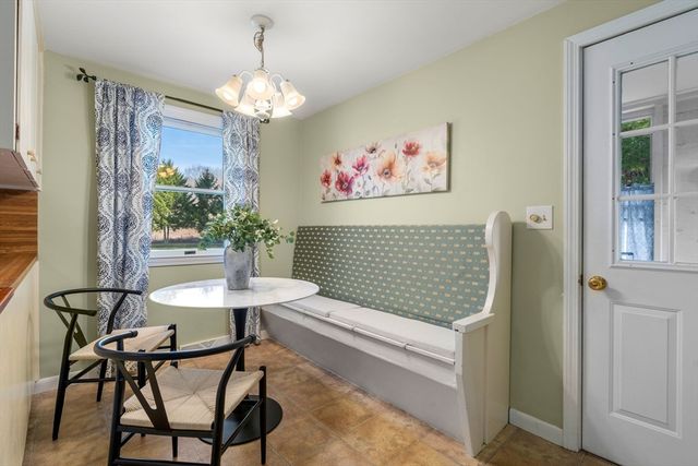 483 S Main St, Sharon, MA 02067