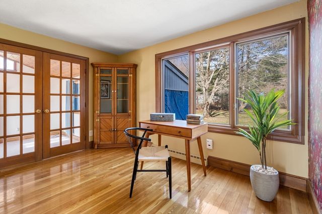 483 S Main St, Sharon, MA 02067