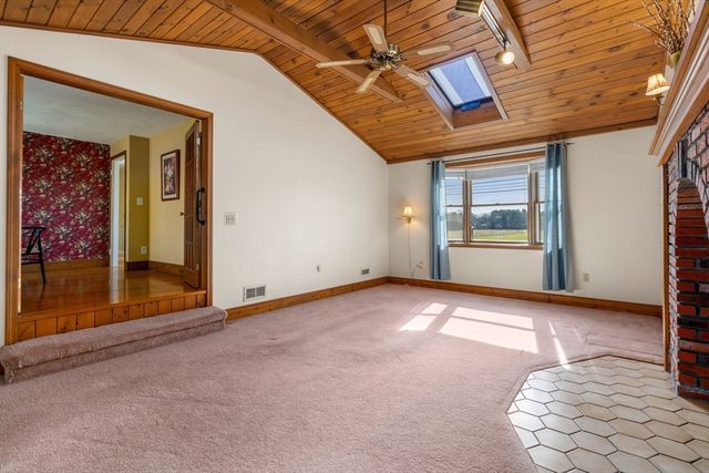 483 S Main St, Sharon, MA 02067