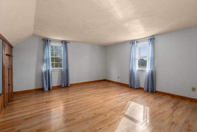 483 S Main St, Sharon, MA 02067