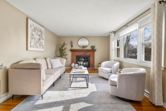 483 S Main St, Sharon, MA 02067