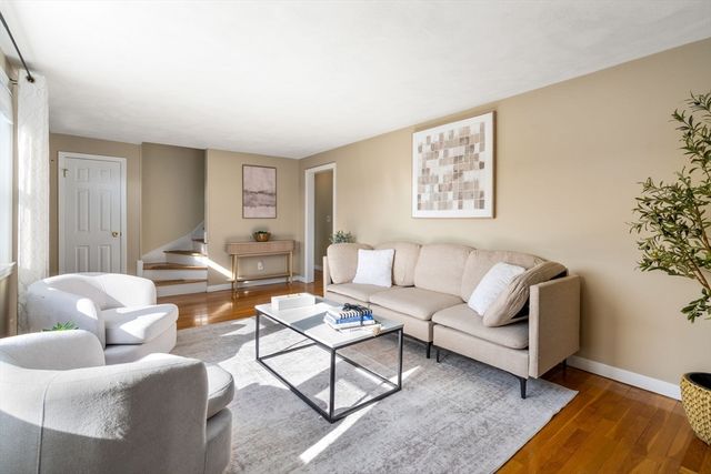 483 S Main St, Sharon, MA 02067