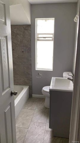 4628 BUCKINGHAM Avenue, Detroit, MI 48224