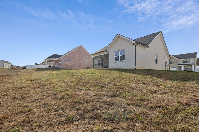 1166 Amber Hills Dr, Ashland City, TN 37015
