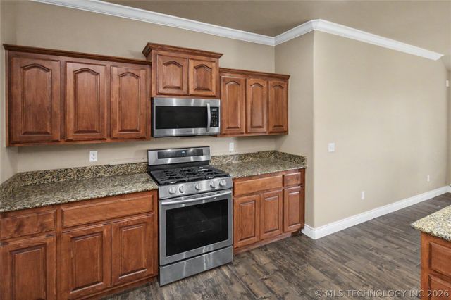 3885 Lexington Avenue, Tahlequah, OK 74464