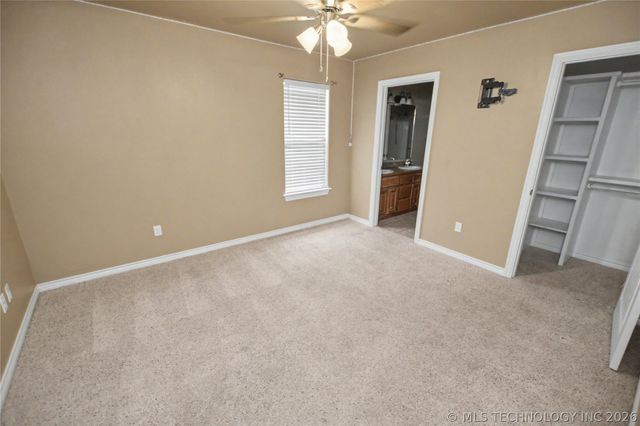 3885 Lexington Avenue, Tahlequah, OK 74464