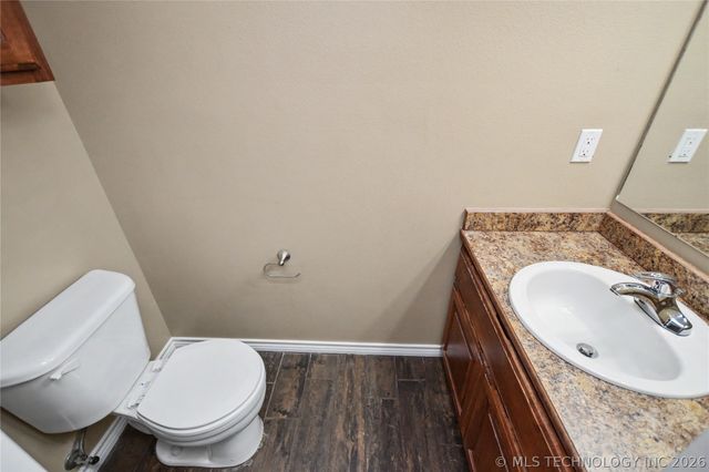3885 Lexington Avenue, Tahlequah, OK 74464
