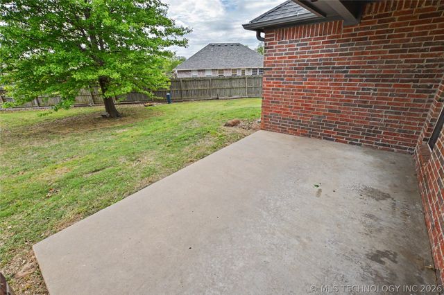 3885 Lexington Avenue, Tahlequah, OK 74464