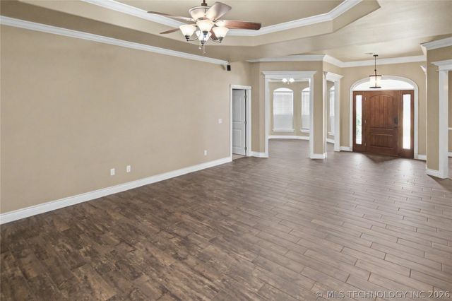 3885 Lexington Avenue, Tahlequah, OK 74464