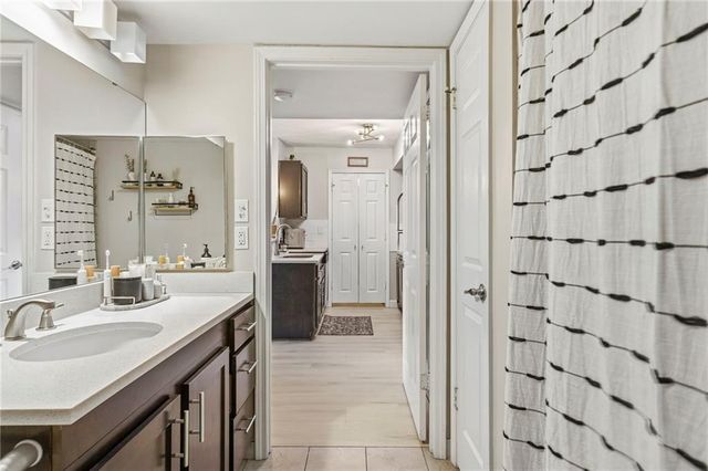 425 W 9th Street 103, Kansas City, MO 64105