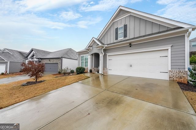 136 Four Seasons Boulevard, Dallas, GA 30132