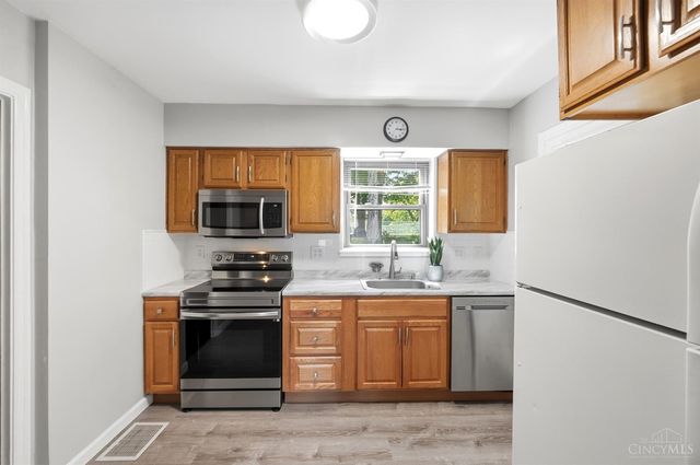 3505 Rosecliff Drive, Cincinnati, OH 45205