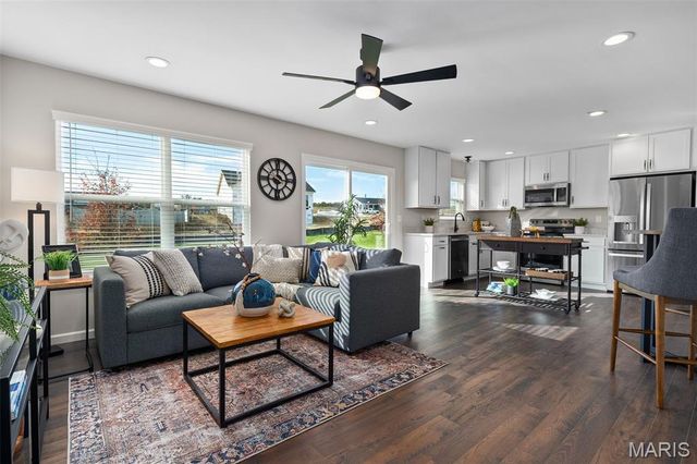 44 Integrity Court, O'fallon, MO 63385