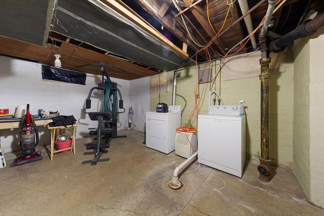 122 13th Street NE, Faribault, MN 55021