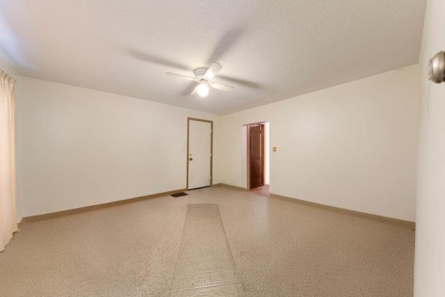 122 13th Street NE, Faribault, MN 55021
