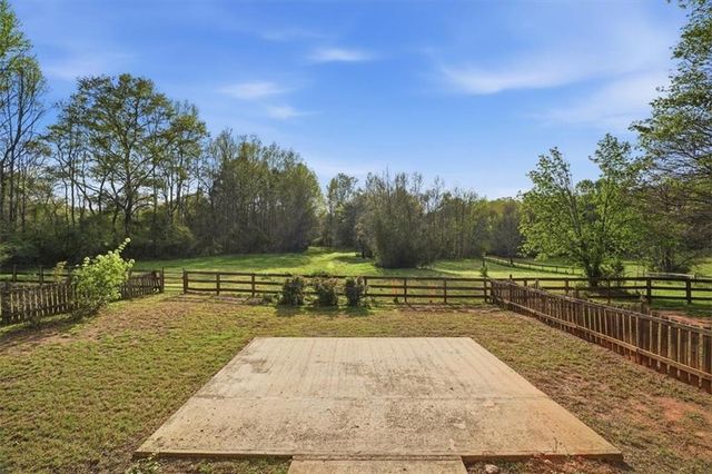 1192 Old Kings Bridge Road, Nicholson, GA 30565