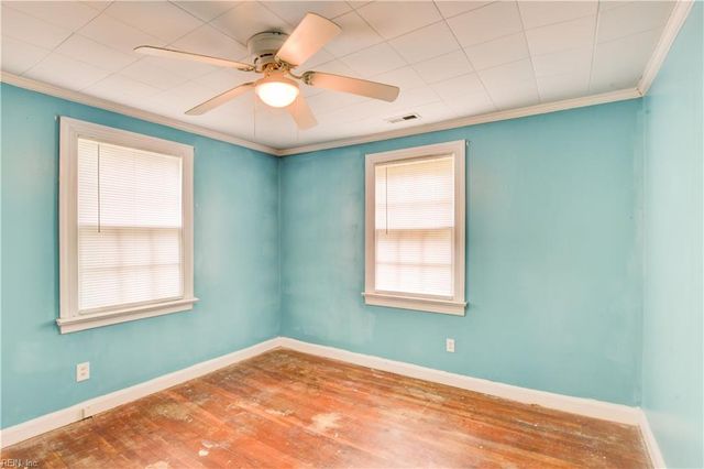704 James DR, Newport News, VA 23605
