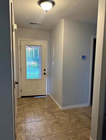 105 Harbor Court Drive, Conroe, TX 77356