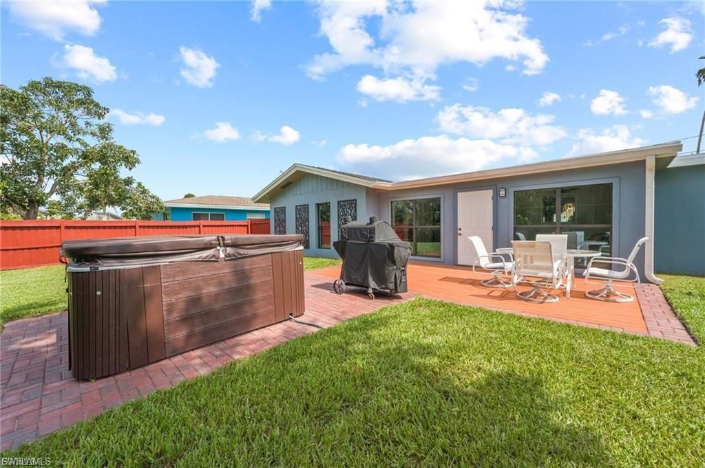 1763 Inlet DR, NORTH FORT MYERS, FL 33903 — photo 4
