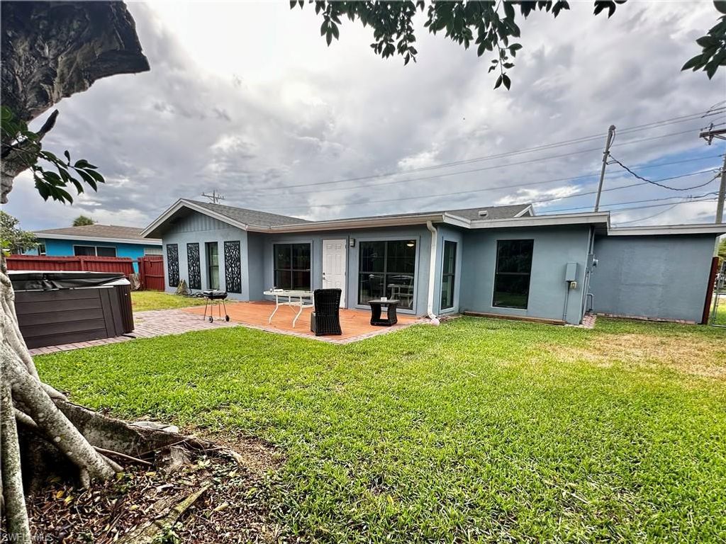 1763 Inlet DR, NORTH FORT MYERS, FL 33903 — photo 5