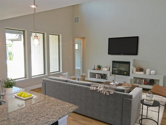 1017 Highcrest, Georgetown, TX 78628