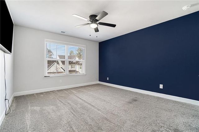 55 Clubhouse Way, Acworth, GA 30101