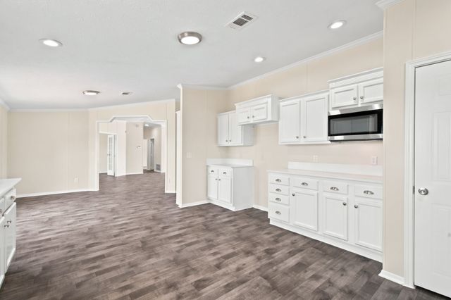 1040 Earp Road, Springtown, TX 76082