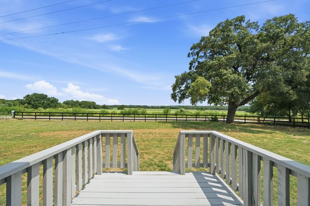 1040 Earp Road, Springtown, TX 76082