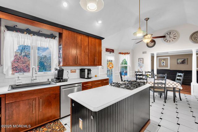 117 N Cooks Bridge Road, Jackson, NJ 08527