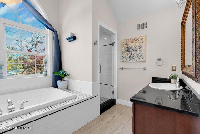117 N Cooks Bridge Road, Jackson, NJ 08527