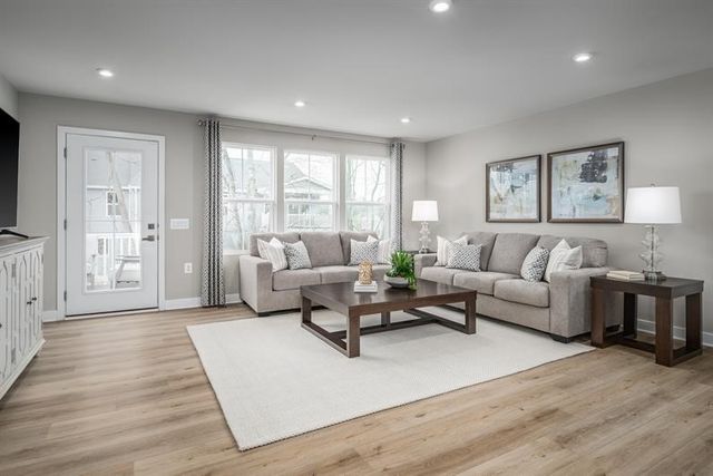 5153 Bentgrass Drive, Hempfield Twp, PA 15601