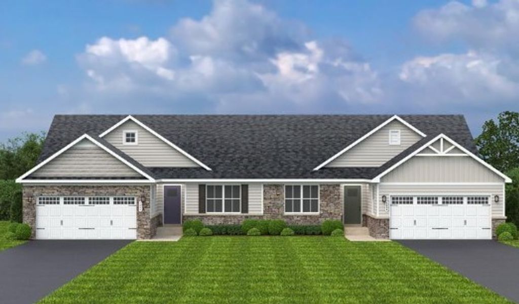 5153 Bentgrass Drive, Hempfield Twp, PA 15601