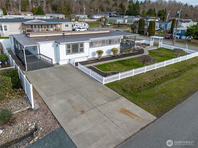 8471 Willow Way, Blaine, WA 98230