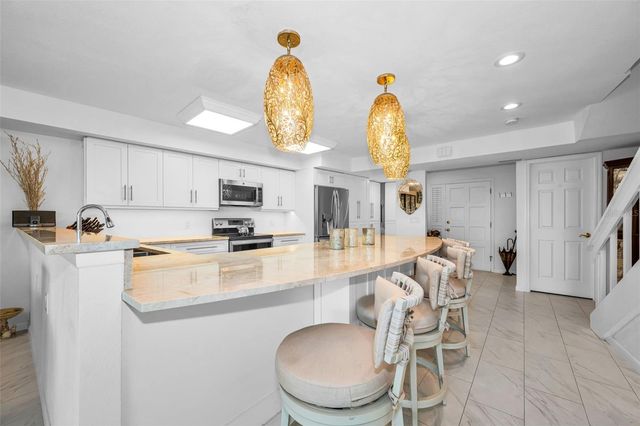 433 S PAULA DRIVE 32, Dunedin, FL 34698