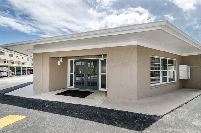 433 S PAULA DRIVE 32, Dunedin, FL 34698