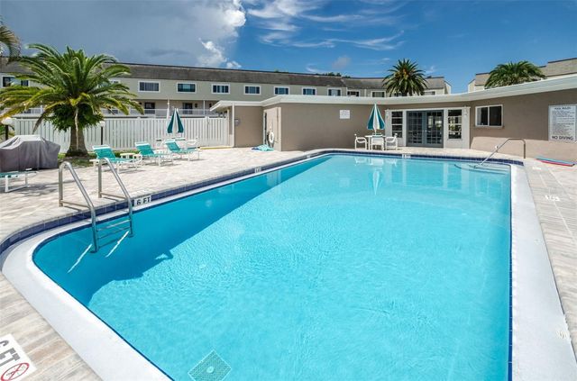 433 S PAULA DRIVE 32, Dunedin, FL 34698