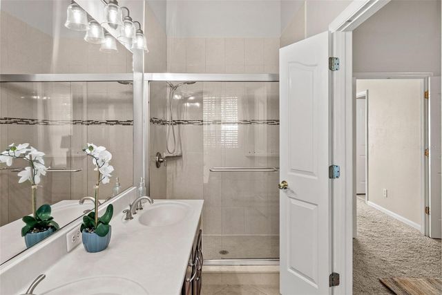 3044 POINTEVIEW DRIVE, Tampa, FL 33611