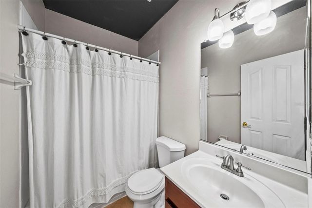 3044 POINTEVIEW DRIVE, Tampa, FL 33611