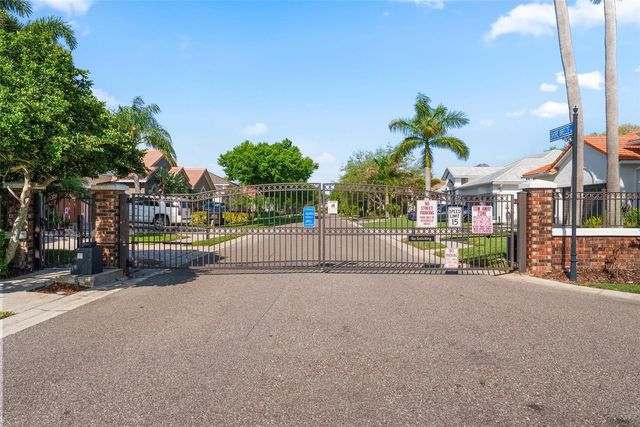 3044 POINTEVIEW DRIVE, Tampa, FL 33611