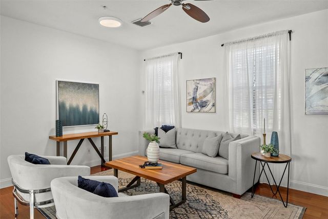 3044 POINTEVIEW DRIVE, Tampa, FL 33611