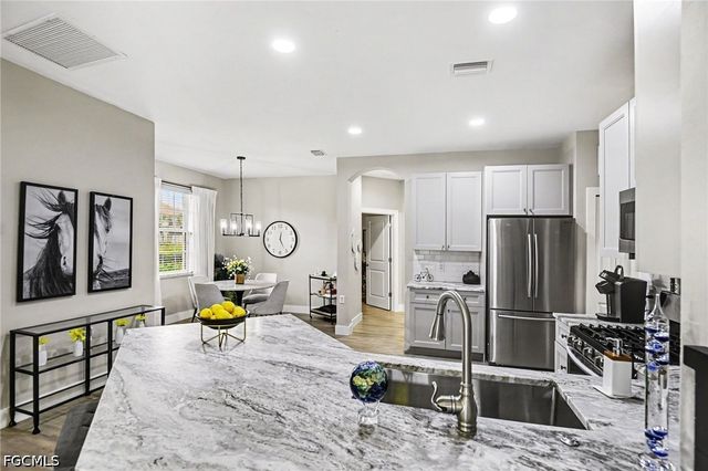 9359 Aviano DR, Fort Myers, FL 33913