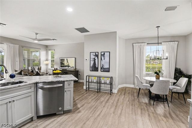 9359 Aviano DR, Fort Myers, FL 33913