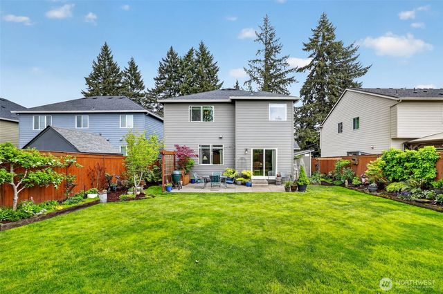 857 N Helens View Drive, Ridgefield, WA 98642