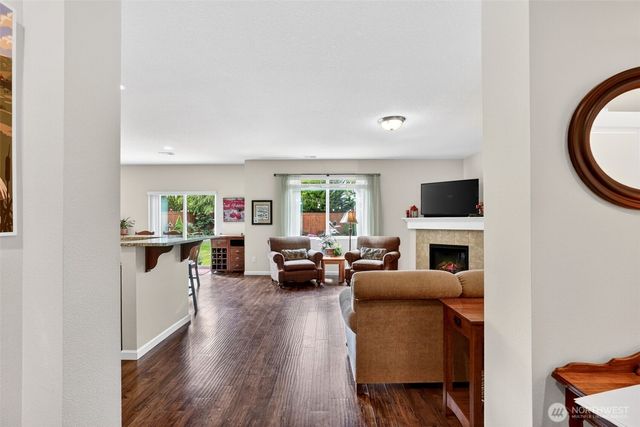 857 N Helens View Drive, Ridgefield, WA 98642
