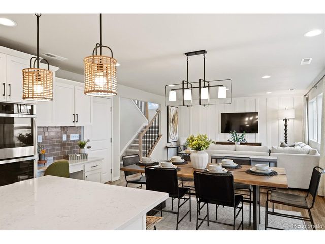 746 N Carrie Ct, Watkins, CO 80137