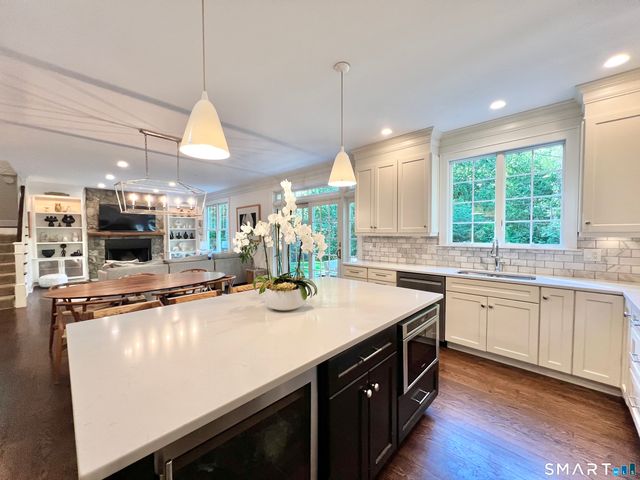 42 Old Highway, Wilton, CT 06897